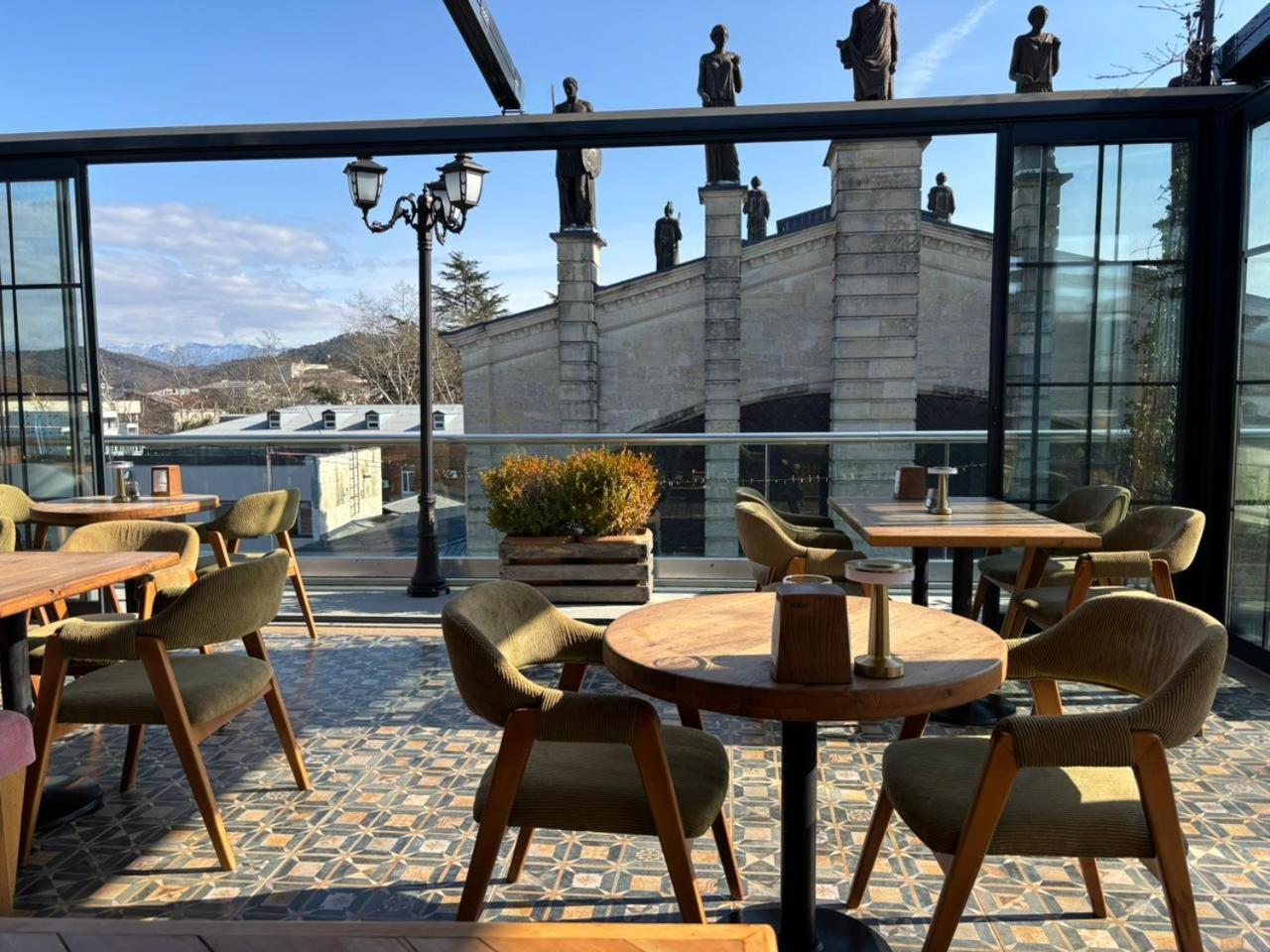 Grand Opera Hotel Кутаиси Экстерьер фото